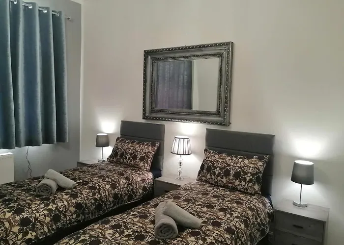 Luxury Town House